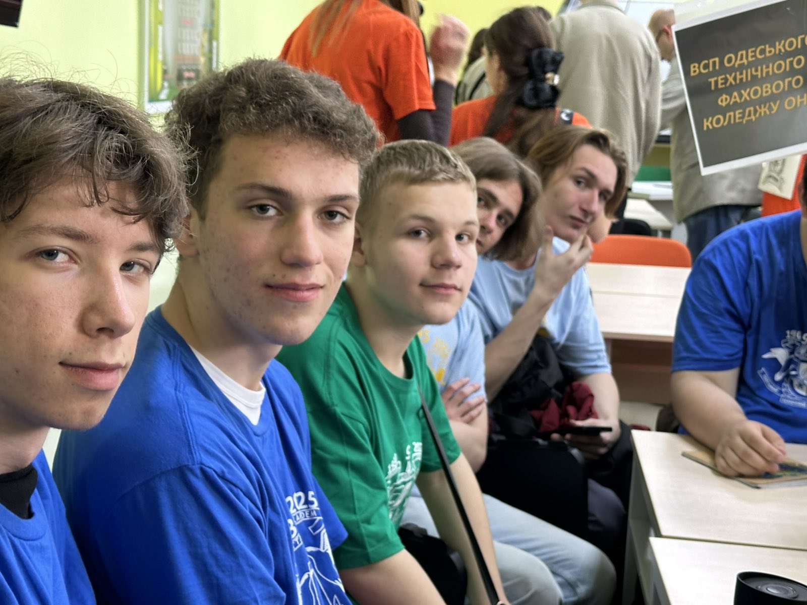 Наші студенти на заході присвяченому Всесвітньому дню ФІЗИКИ