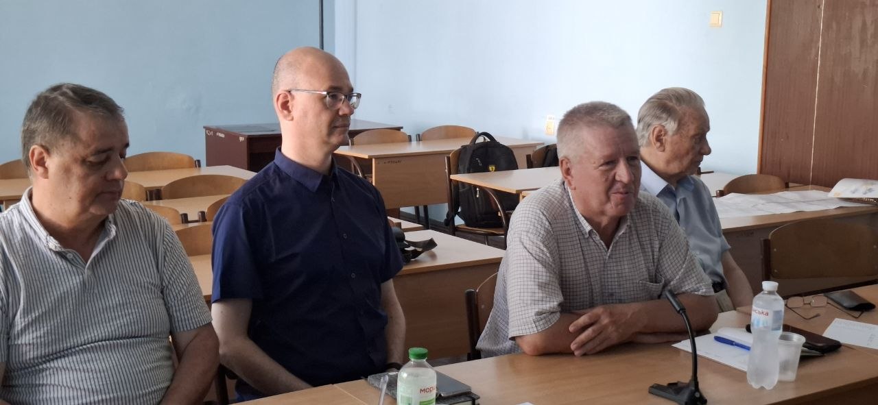 Захист дипломних проєктів спеціальностей 123 та 121