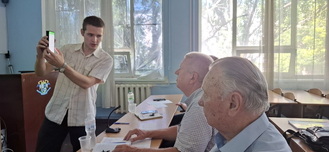 Захист дипломних проєктів спеціальностей 123 та 121